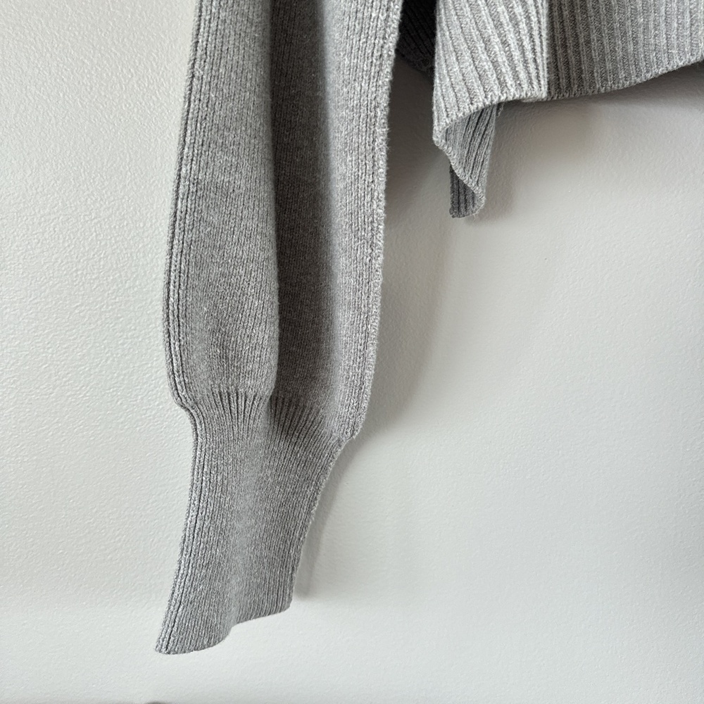 Free People Easy Street Crop Pullover Grey oversized New with tags! - Picture 11 of 16